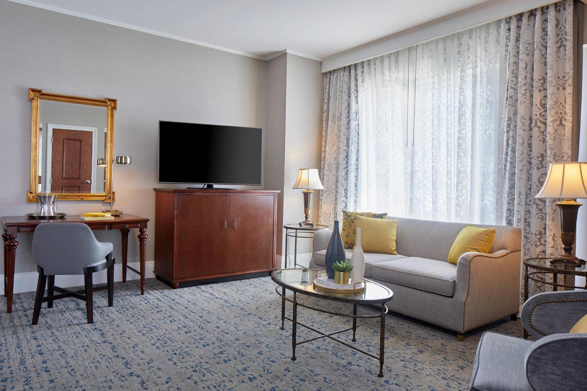 The Battle House Renaissance Mobile Hotel & Spa Екстер'єр фото